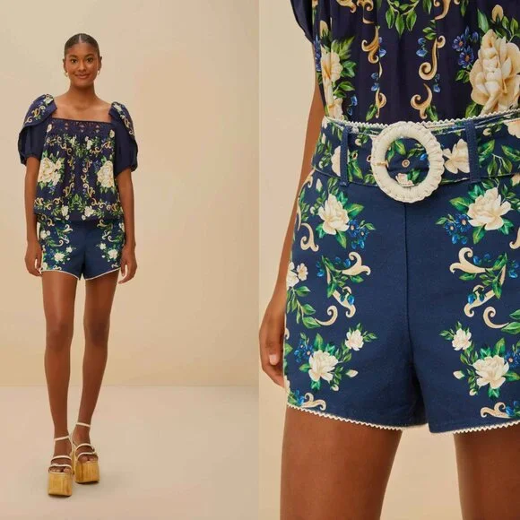 NWT Farm Rio High Rise Belted Navy Blue Flower Tapestry Shorts Size 30 Medium - Picture 1 of 9